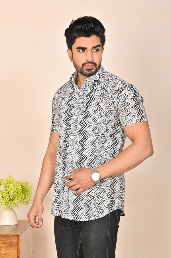 Black-White Zigzag Linning Printed Half Sleeve Shirt